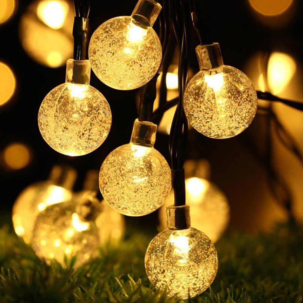 Pisca-Pisca Led Solar Bolas Douradas 50 Lâmpadas - Zatto